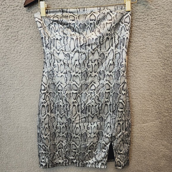 Superdown Naomi Mini Dress in Silver Snake Small Fully Lined Metallic Fabric 💲 - Picture 7 of 10